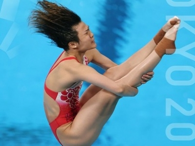 包揽金银！施廷懋夺得跳水女子3米板金牌 王涵夺得银牌