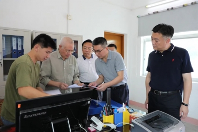 省统计局党组书记、局长杨新洪一行到大埔县调研基层统计工作