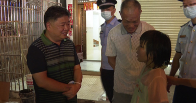 吴晖突击夜查“三小场所”消防安全专项工作