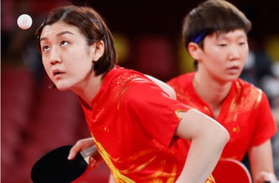 乒乓球女子团体1/4决赛中国3:0新加坡，成功晋级