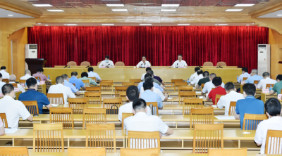 市委平安梅州建设领导小组专项组工作会议召开：​全面落实全会精神 保安全护稳定防疫情  