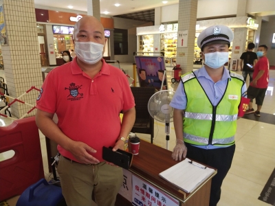 “马大哈”在服务区休息不慎将手机遗落，多亏了他们拾“机”不昧！