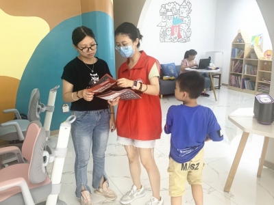 多方联动织牢“安全网”！梅江消防开展消防安全入户宣传工作