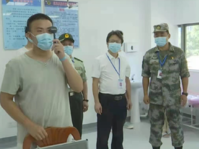 刘鸿涛检查指导夏秋季征兵体检工作