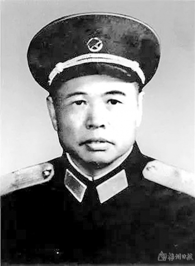 红色家风丨忠于党忠于人民的共产党员——忆我的曾祖父、开国少将杨辉图