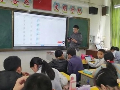 梅江区城北镇中心小学获部级、省级“优秀学校”双荣誉！