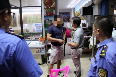 烤串虽香，但扰民、占道经营不可！梅江区联合集中整治“深夜食堂”