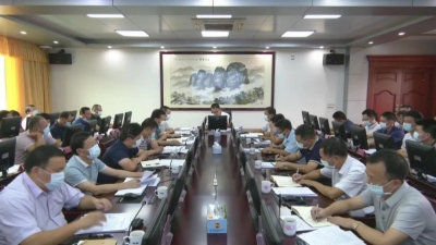 周小勇主持召开第14次平远县政府常务会议