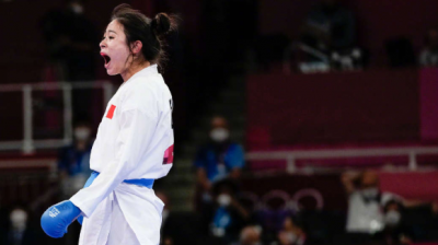 龚莉夺得空手道女子组手61公斤以上级铜牌