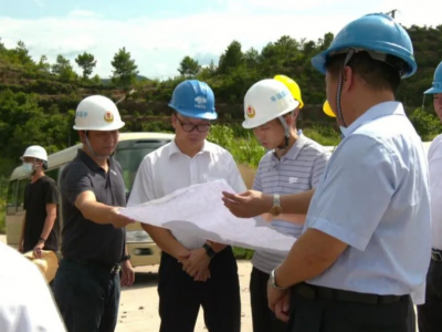 周小勇深入非煤矿山企业调研