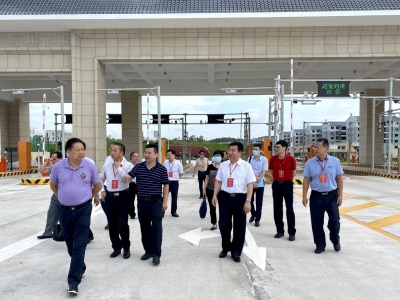 市政协组织委员到梅州综合保税区开展专题视察：发挥功能优势 助力开放发展