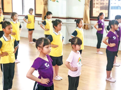 时评丨因地制宜推进课后服务两个“全覆盖”