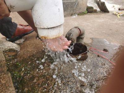 民生追踪丨村民笑了！梅江区西阳镇白宫圩的自来水清澈了