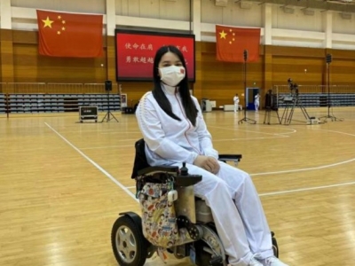 广东首金！陈敏仪和张天鑫获残奥会射箭团体赛冠军