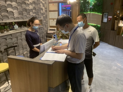 梅江区开展文化旅游体育行业企业疫情防控检查，整改防疫隐患53处！