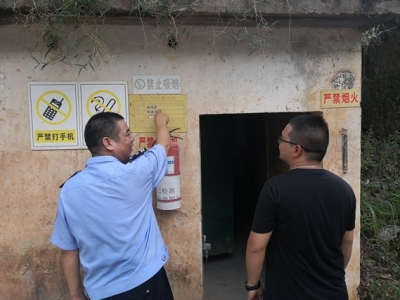 蕉岭公安局深入石场开展安全检查