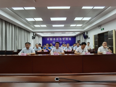 廖茂忠率队开展防风防汛和疫情防控督导检查