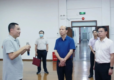 省政府办公厅调研组到蕉岭县调研产业发展工作