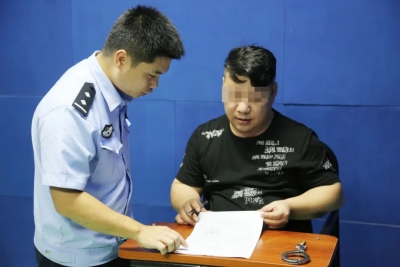 疫情防控期间，不按规定戴口罩强行进入医院还砸东西，行政拘留！