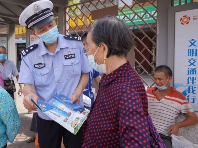 蕉岭：交通安全宣传车进农村 筑牢交通安全防线