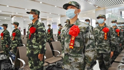 出征！梅州新兵今日启程奔赴军营！