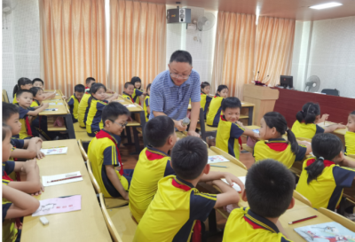 丰顺县汤南镇中心小学教师徐景旋：让乡村孩子爱上“纸阅读”