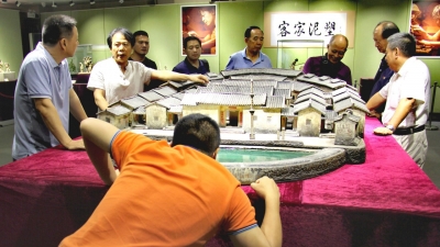 “他的作品让我们知道什么是乡愁”！刘沅声客家泥塑艺术展在羊城广受好评