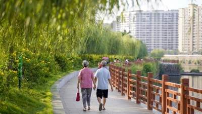 专业护理、幸福饭、暖心问候...兴宁这样让老人感受最美“夕阳红”暖意→