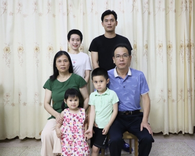 第四届“梅州市文明家庭”张文铝家庭：“疫”路有你 携手同行