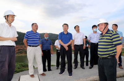 朱少辉率队调度重点项目建设：攻坚克难全力以赴 确保如期实现既定目标