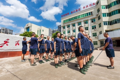 奔跑吧，后浪！梅州各地为拟入伍新兵开展役前训练