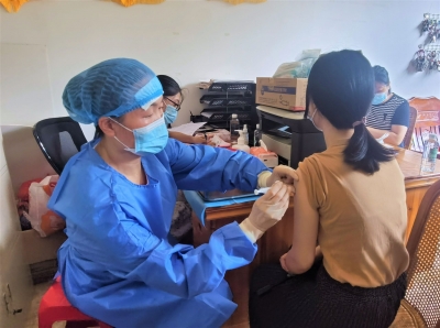 平远：全力为群众筑牢免疫屏障 持续做好常态化疫情防控  