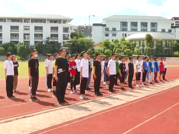 专治“开学综合症”！梅县外国语学校开展新生入学适应性训练 