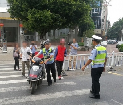 梅县区开展摩托车电动车专项整治行动，严查这些行为！