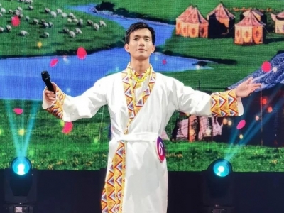 哎呦，不错哦！梅州选手谢广贤，进入2021广东劳动者歌唱大赛总决赛