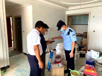 大埔一小区内，男子电话一直占线！民警火速找上门…