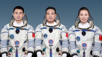 定了！3名航天员将执行神舟十三号载人飞行任务