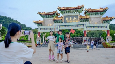 这个国庆假期，他们这样过！幸福感，就在这里...
