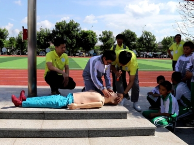 梅州市游泳安全教育进校园活动走进梅县区畲江镇中心小学