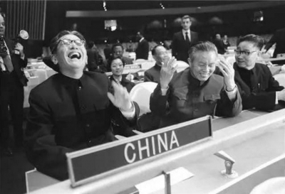 10个高燃瞬间，看新中国恢复联合国合法席位50周年