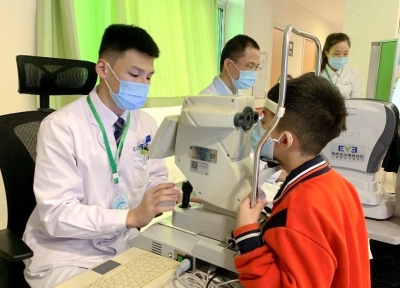 近视防控科普走进梅江区客都小学，守护孩子眼健康！