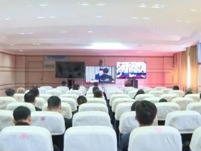 五华县组织收听收看全市校外培训机构治理工作推进联席会议