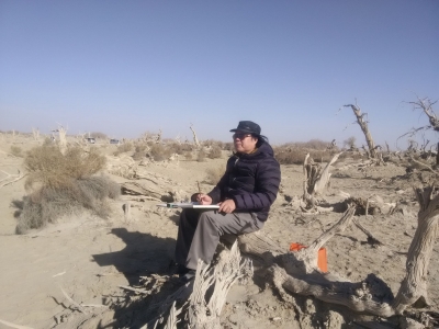 游艺半生，归来仍少年！梅州日报记者访梅州市中国画学会会长张杰