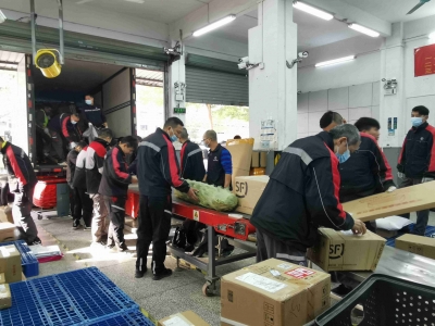 直击快递小哥的“双11”！梅州日均派件量环比增长30%