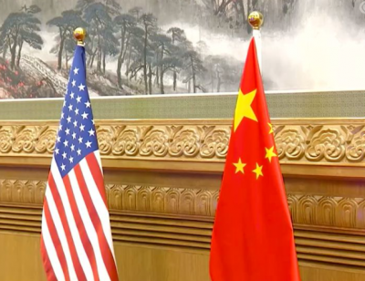 新华时评：推动中美关系重回健康稳定发展轨道