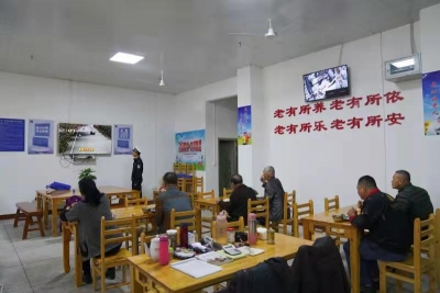 守护夕阳红 安全文明行！蕉岭公安在长者食堂“开课”啦