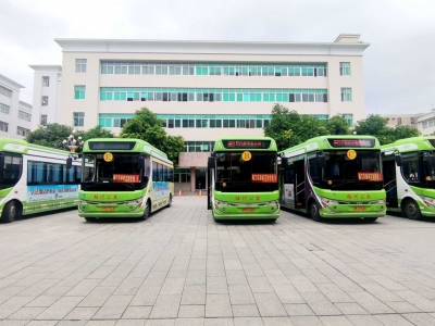 低碳环保 便捷出行！梅城定制公交助力市民绿色出行