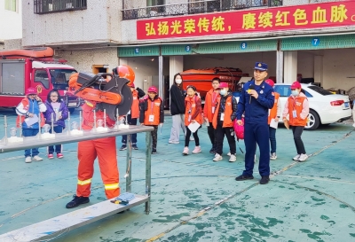 这就是消防员的日常！梅州日报小记者走进梅江区江南消防救援站