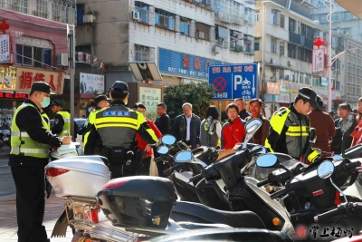 如何为摩托车办理注册登记？  交警蜀黍来教你！