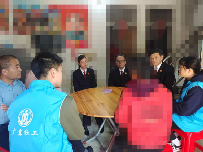 寒冬里，这份检察温度让她感动落泪...